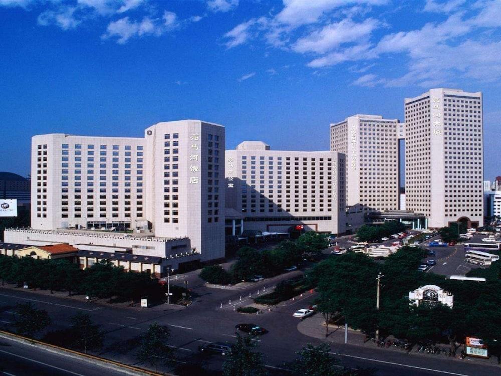 Beijing Landmark Towers Экстерьер фото